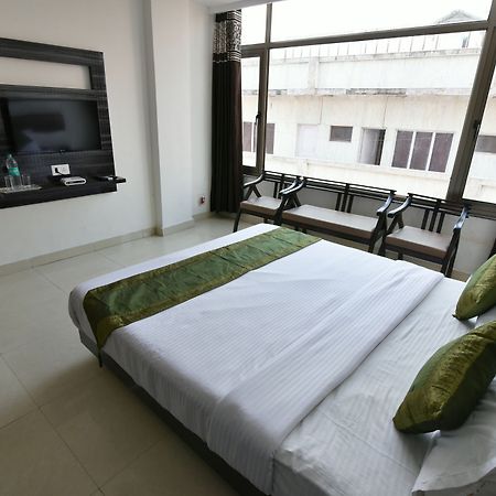 Hotel Anand Niketan By Bonjour - On The Ganges Haridwār Exterior foto